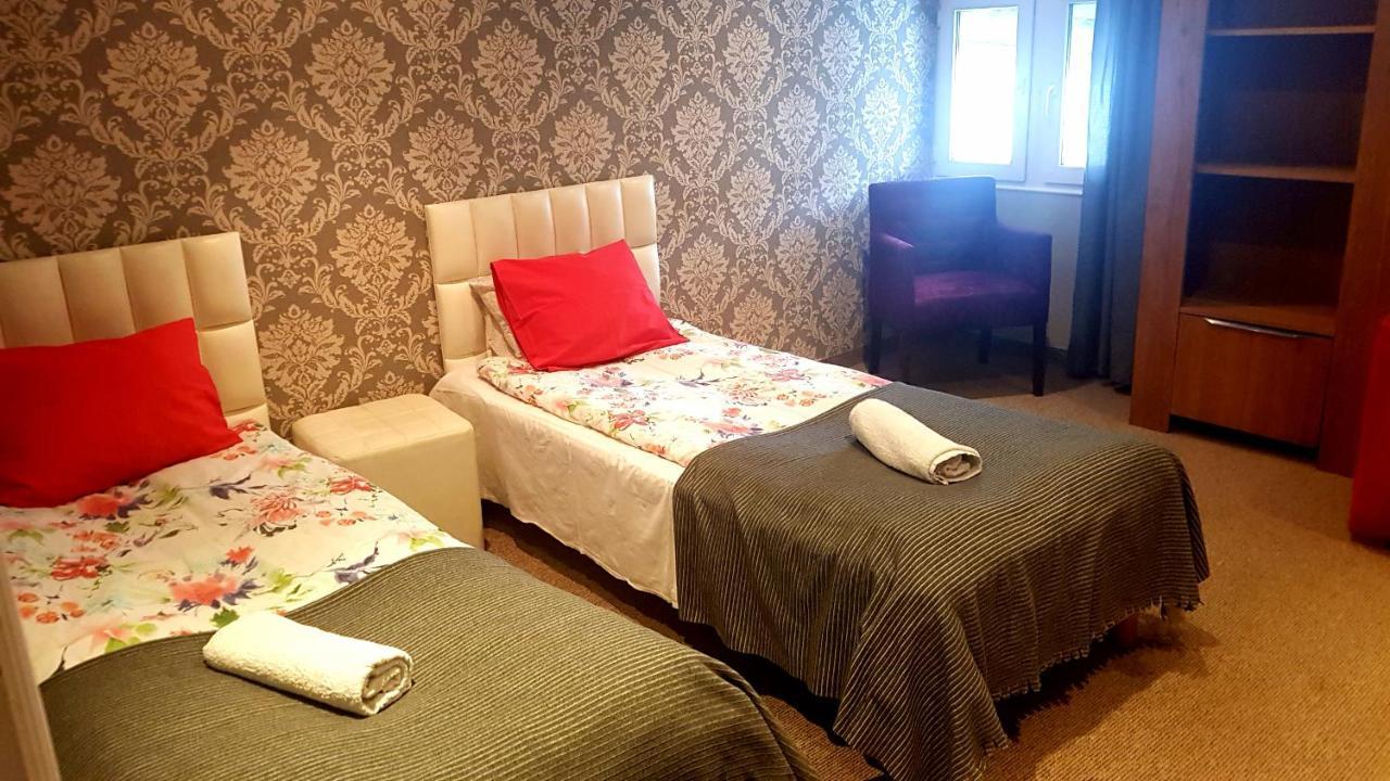 Residence B&B La Fontaine Aparthotel Красков Екстериор снимка