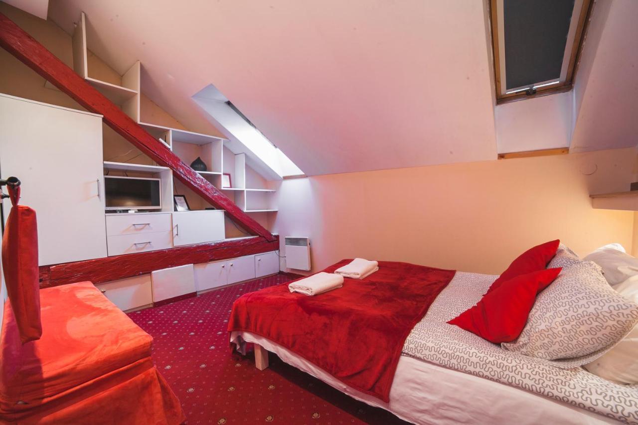 Residence B&B La Fontaine Aparthotel Красков Екстериор снимка
