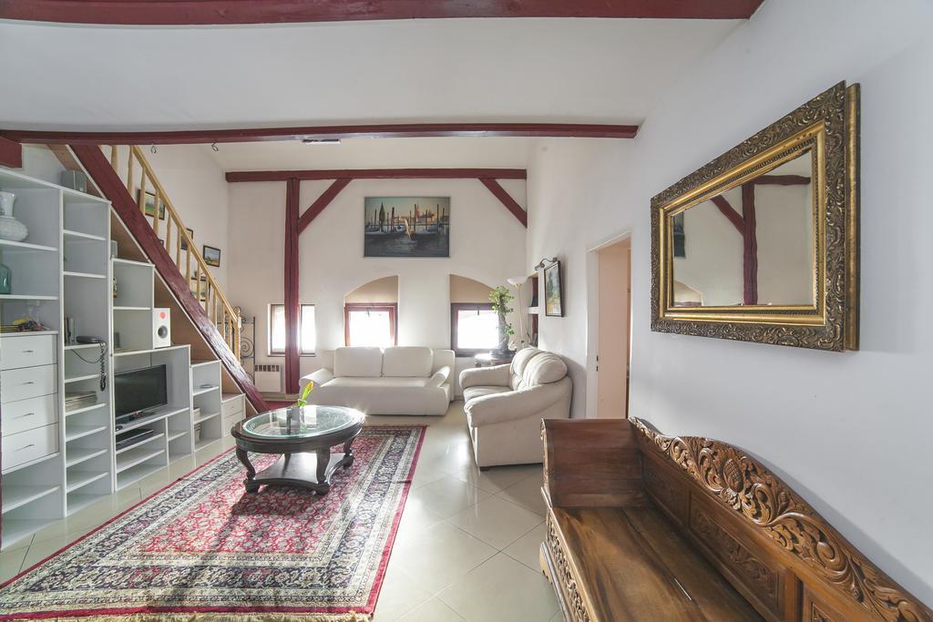 Residence B&B La Fontaine Aparthotel Красков Екстериор снимка