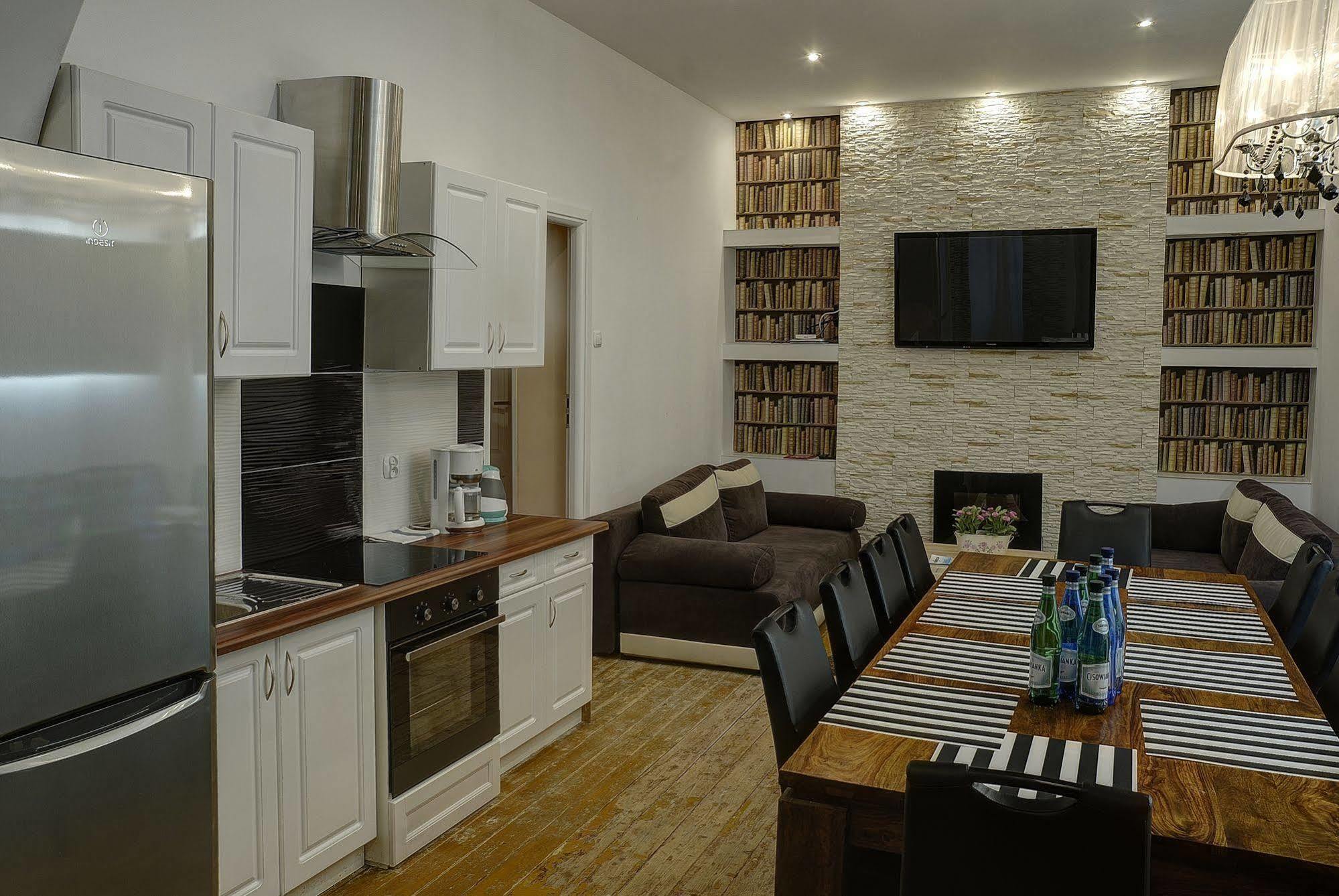 Residence B&B La Fontaine Aparthotel Красков Екстериор снимка