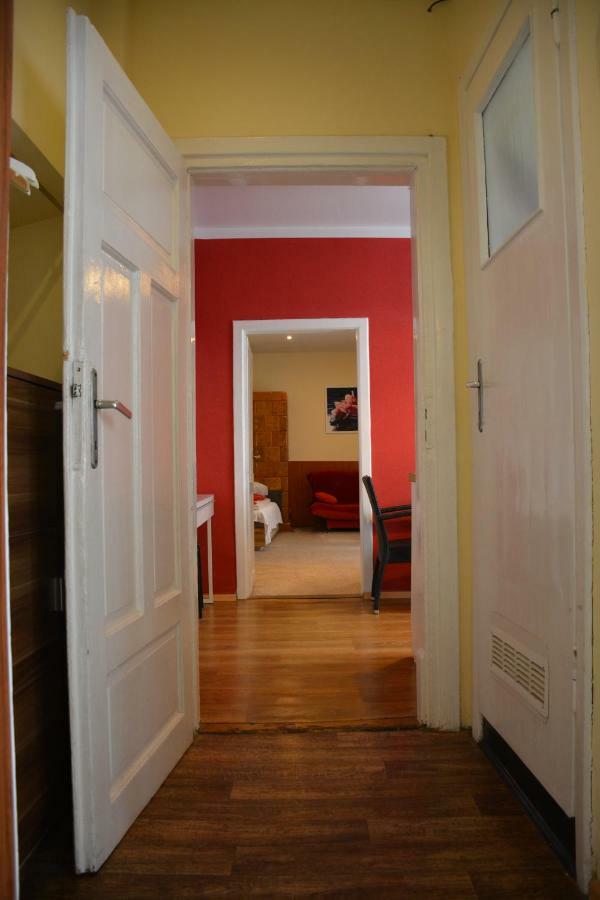 Residence B&B La Fontaine Aparthotel Красков Екстериор снимка